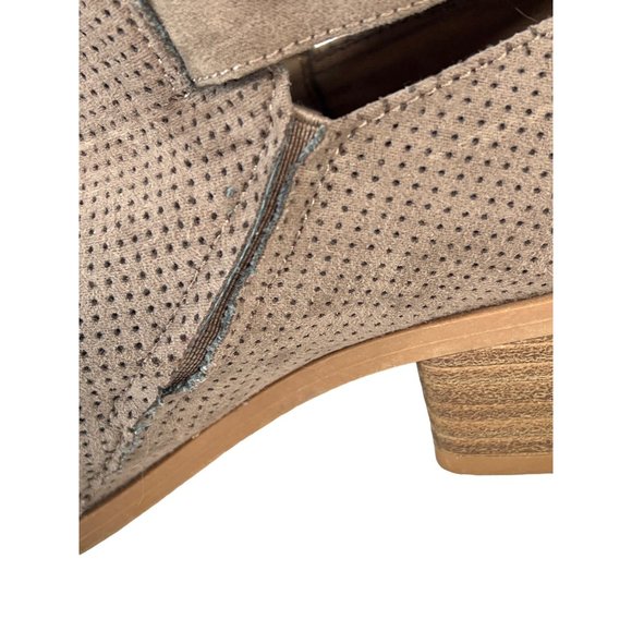 Dolce Vita Booties 7 1/2 Tan Brown Perforated Buckle Back Zip - Picture 4 of 11